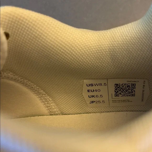 The ROGER Clubhouse Pro Tennis Sneaker - Picture 5 of 7